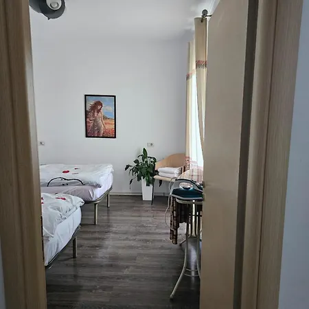 Main * Tirana